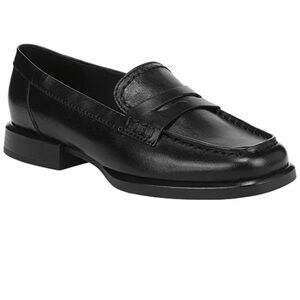 Naturalizer Haven Penny Loafers
Size 7.5